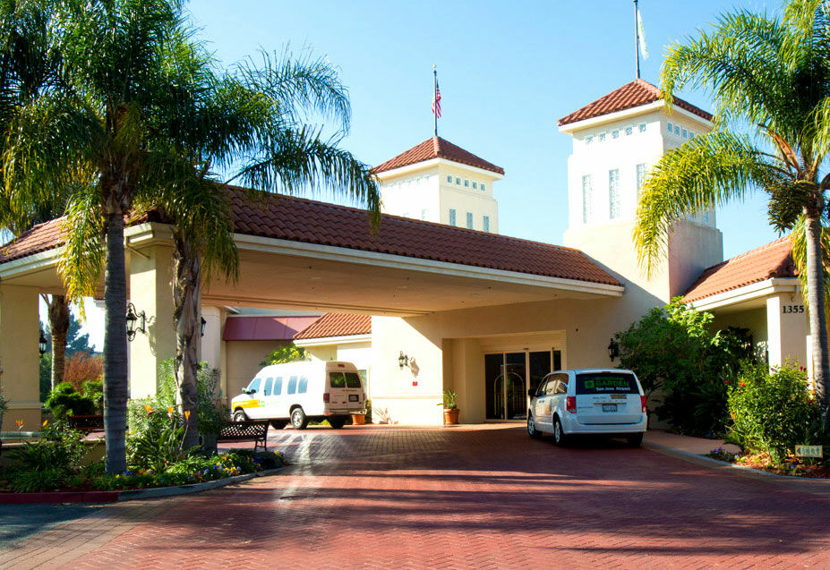 Wyndham Garden San Jose Airport Hotel Exterior photo